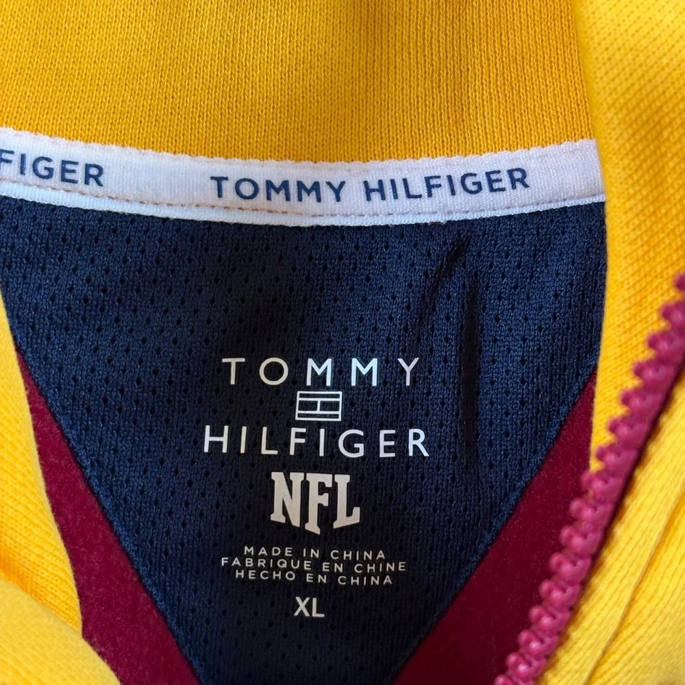 Washington Commanders Tommy Hilfiger Aiden Quarter-Zip Sweatshirt Burgundy XL - Picture 3 of 11